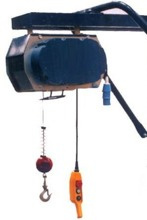 Wciągarka linowa budowlana (udźwig: 300 kg, długość liny: 30m) 37515644